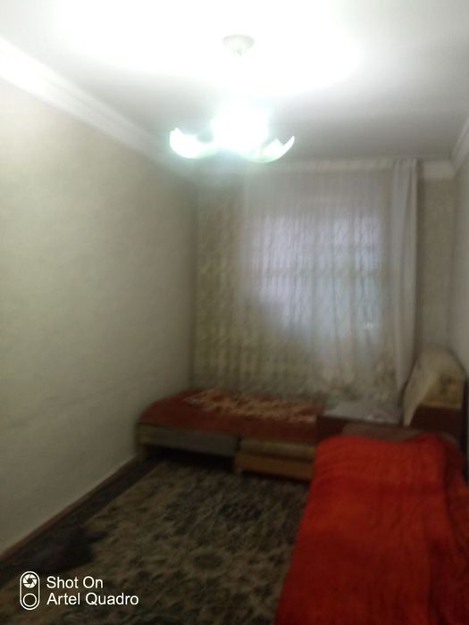 Уй сотилади 2хонали Камчатка учинчи этаж