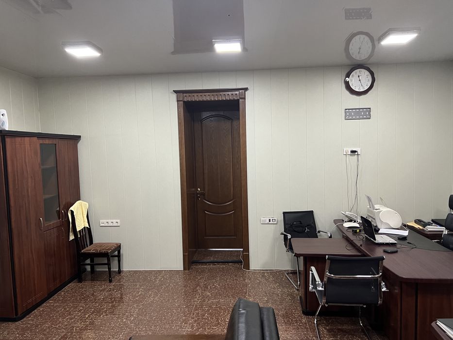 Супер цена. Полу-додвальное помещение под ваш офис.