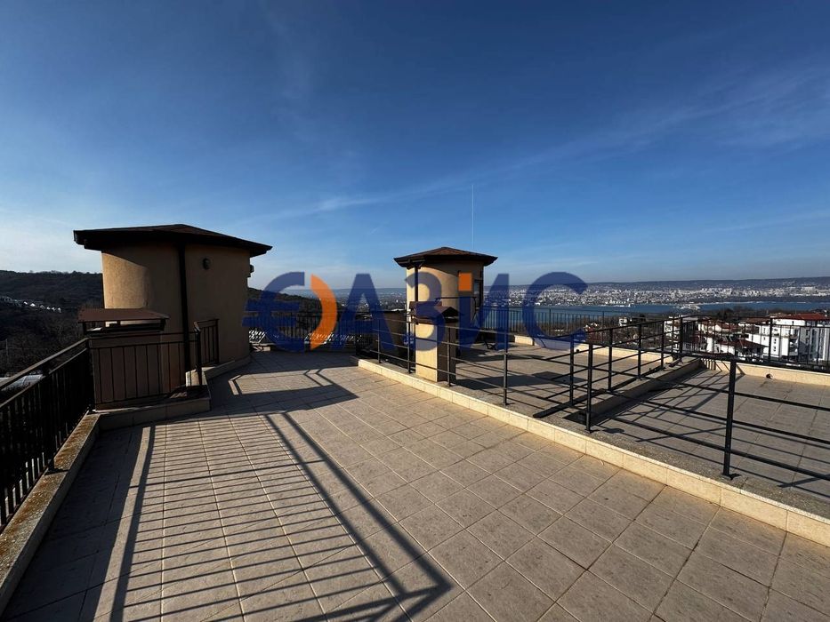 Продава се Двустаен апартамент в Варна, Център - 60 кв.м за 1917 €/кв.м - Снимка #3