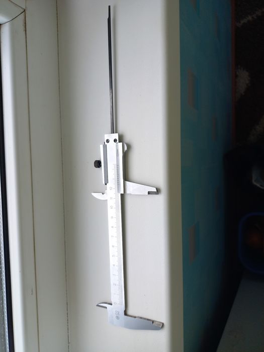 Штангельциркуль глубиномер