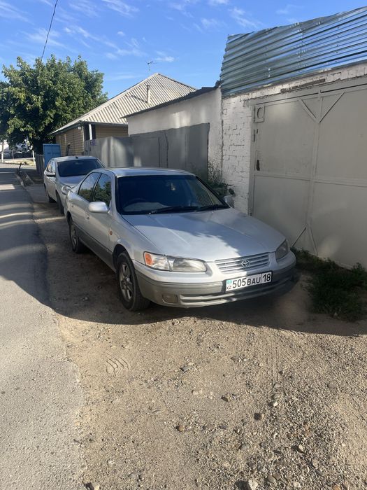 Toyota camry gracia