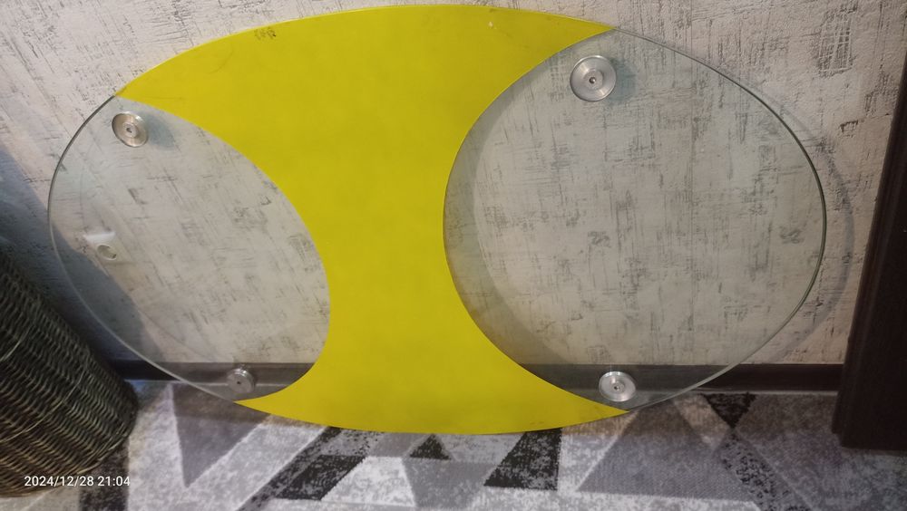 Продам  стол  бу