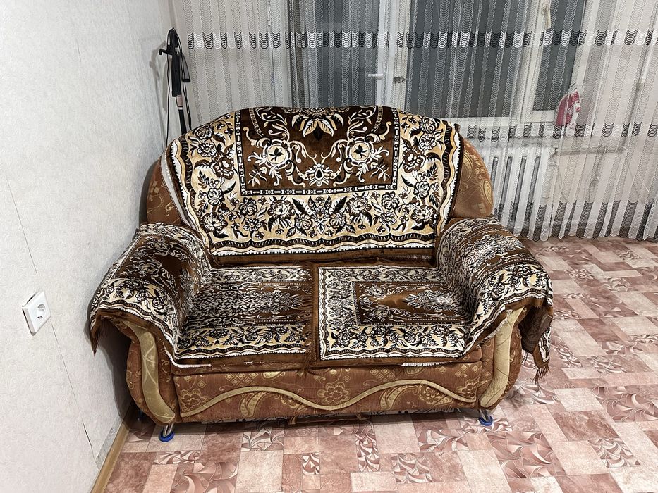 Продам срочно диван