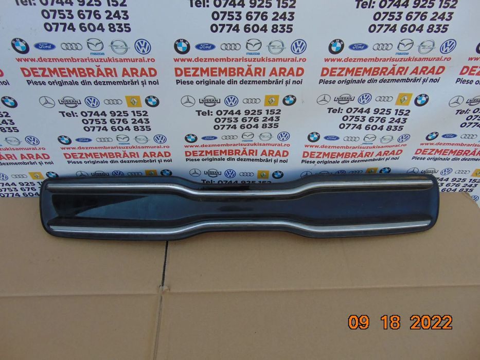 Ornament bara fata central Kia Soul 2013-2019 grila bara fata centrala superioara dezmembrez