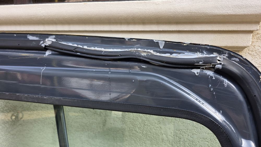 Дверь кабины экскаватора KOMATSU PC270, PC200-8, PC220-8