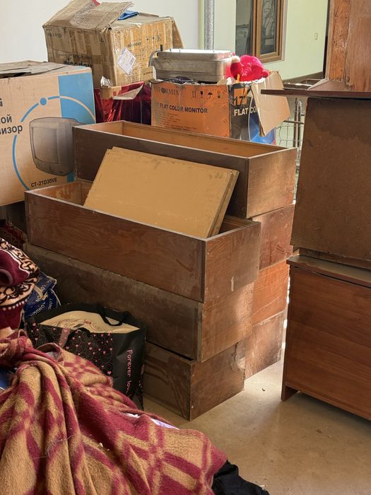 Книжная мебель в комплекте 8шт