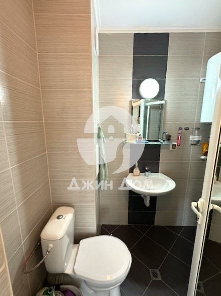 Продава се Двустаен апартамент в к.к. Слънчев бряг - 67 кв.м за 1150 €/кв.м - Снимка #6