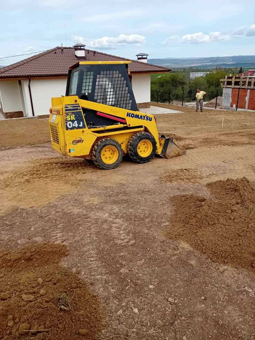 Изкопи с мини багер и мини челен товарач