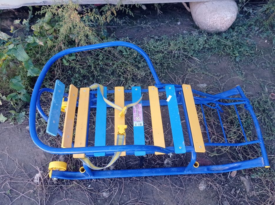 Санки зимние новые