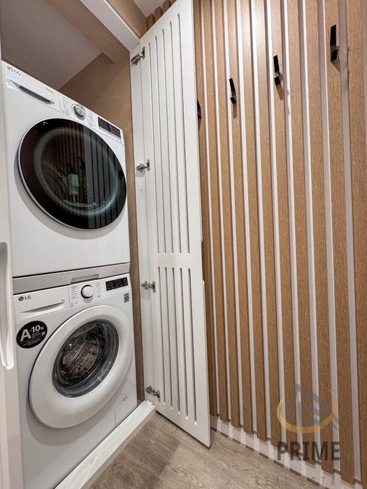 Дава се под наем Тристаен апартамент в Бургас, Лазур - 100 кв.м за 1683 € - Снимка #9