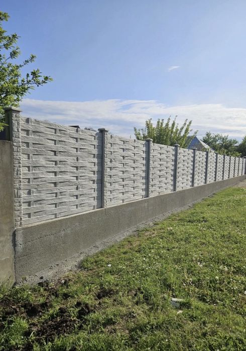 Executam garduri la comanda clientului