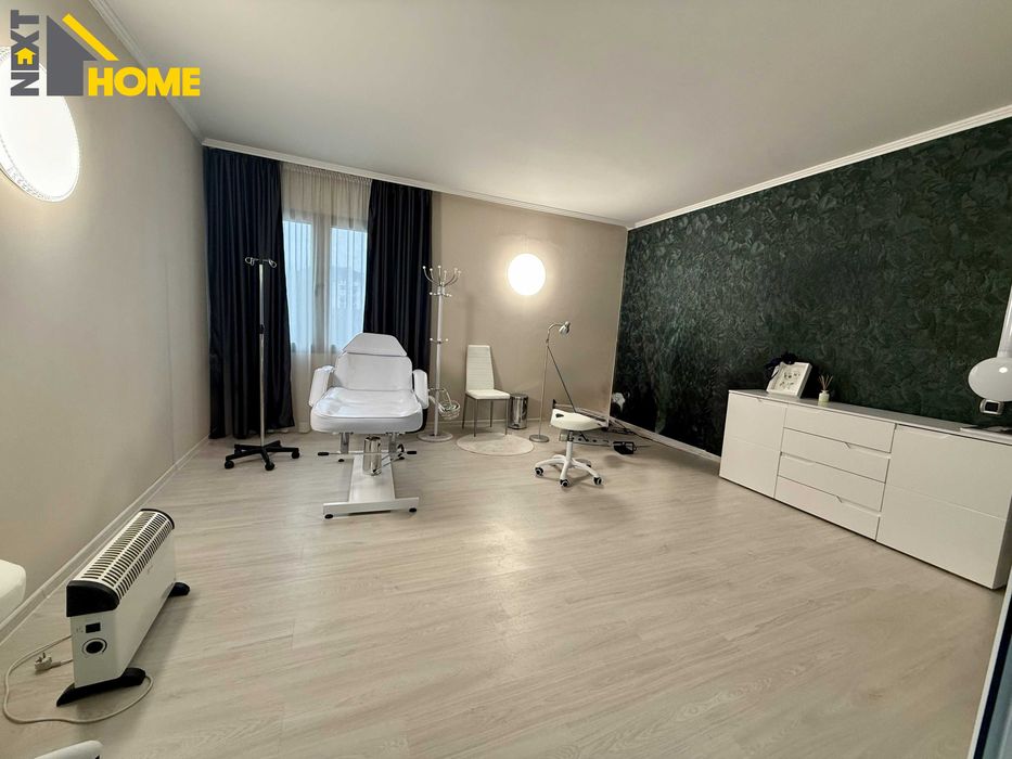Медицински кабинет в търговски център "Сани"