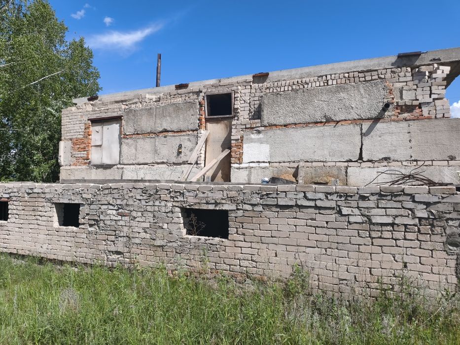 На разбор здание