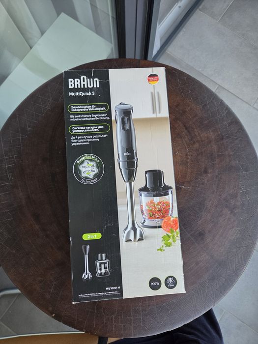 Mixer vertical Braun MQ30201M, 900 W, 2 viteze, chopper+pahar gradat- Nou