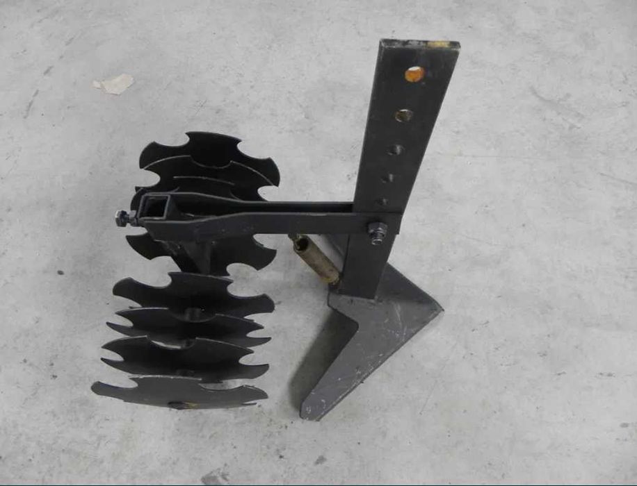 Prasitoare afanator pentru sol cu 8 discuri pentru motocultor motosapa