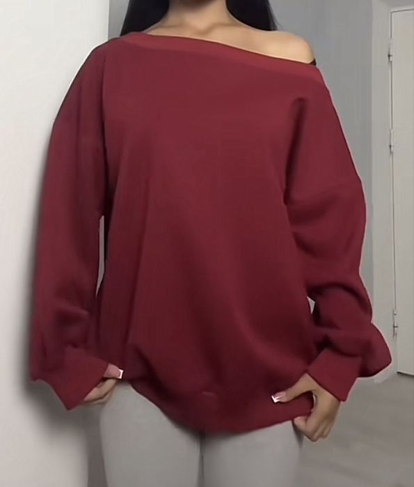 кофта с открытыми плечами