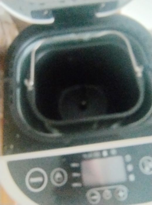 Dore, Хлебопекарна PF210138, 12 програми, 1кг, Бяла