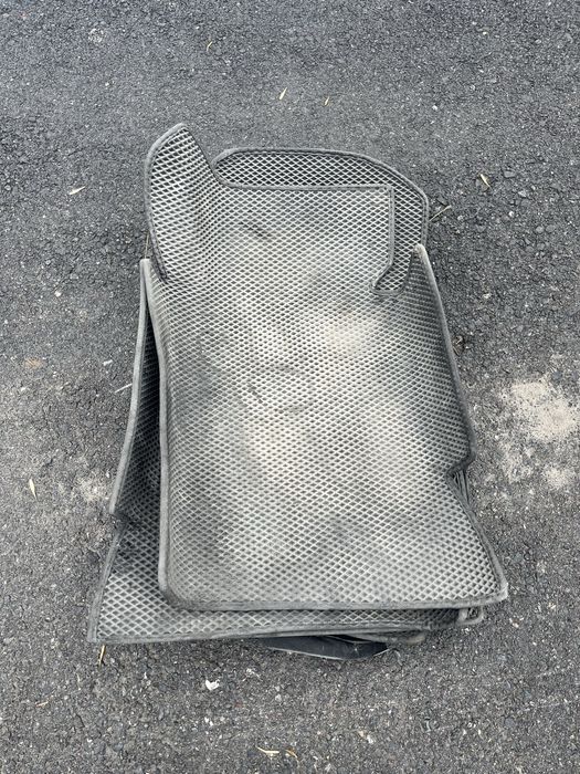 Эва коврик мерседес 124