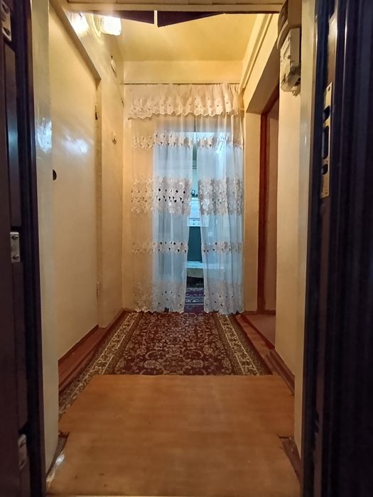 Продается 1 комнатная квартира м.Беруний.