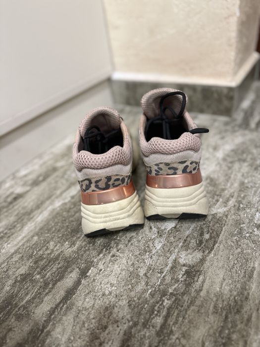 Дамски маратонки Pinko