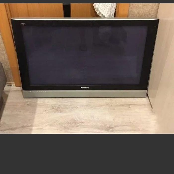 Плазменный телевизор Panasonic