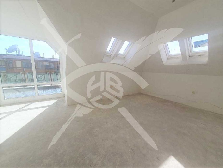 Продава се Тристаен апартамент в Бургас, Сарафово - 100 кв.м за 1000 €/кв.м - Снимка #4