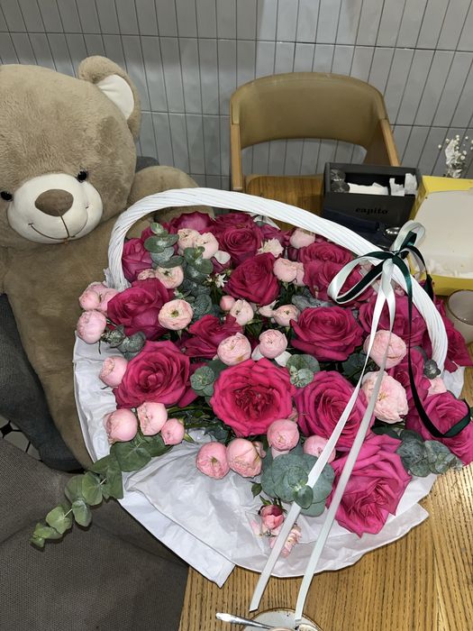 Цветы корзине свежие!