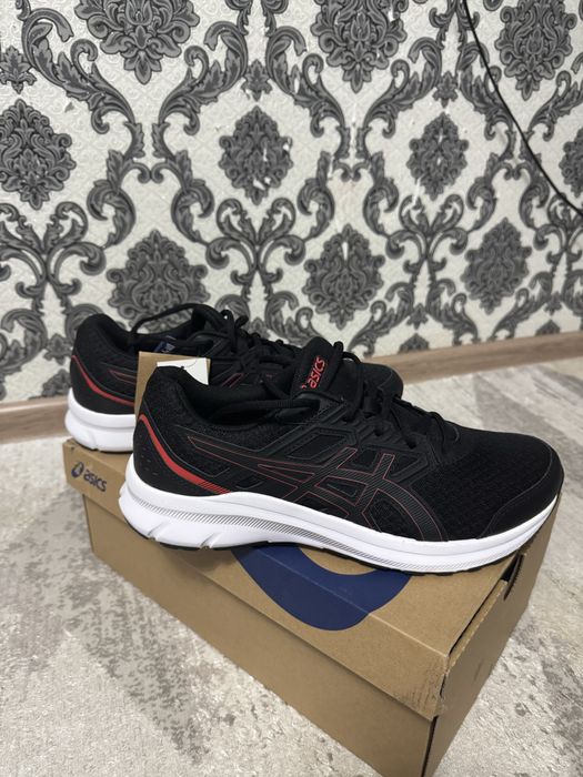 asics кроссовки новые