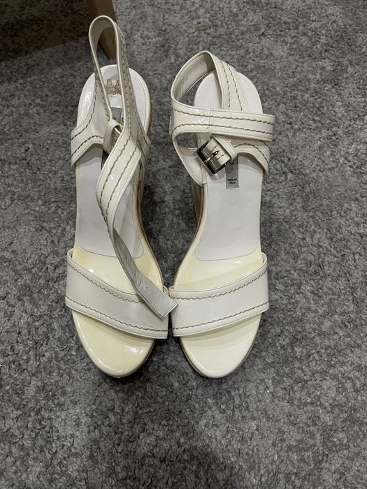 Летние босоножки