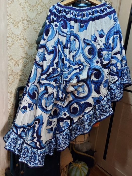 Продаю разные летние платья  и юбки