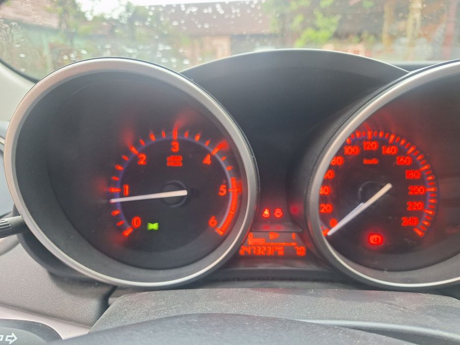 Vand  Mazda 3  an 2010