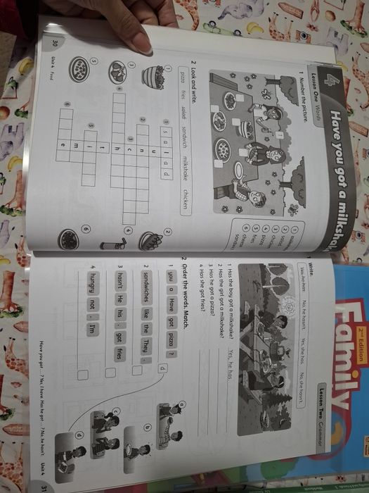 Книги по английскому Oxford Family and friends 2 и 3