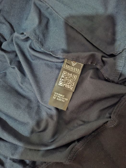 Екип Emporio Armani