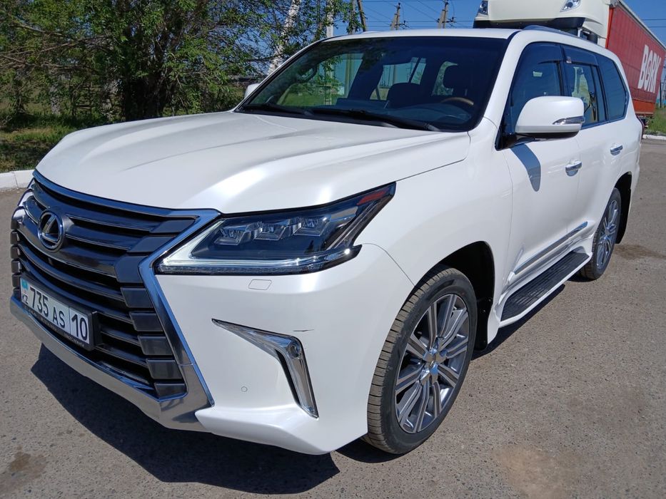 Lexus lx 570, 2017г.
