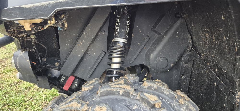 Vând Can-am 1000R Outlander!