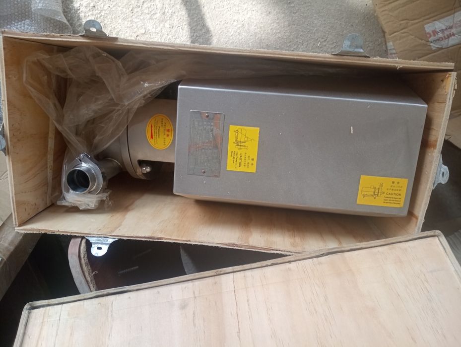 Продается новые насосы