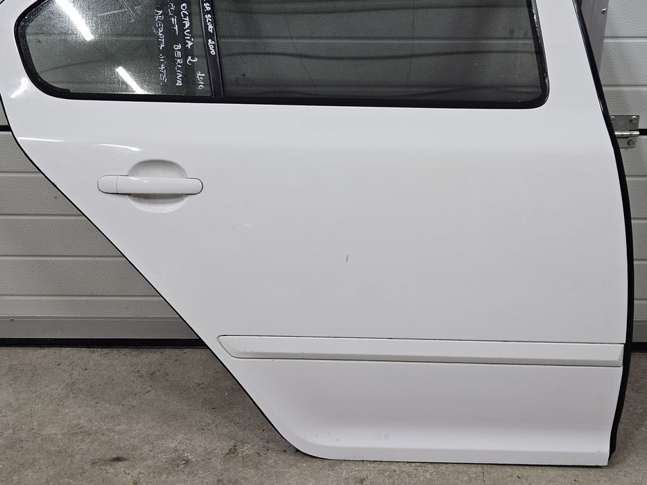 Usa dreapta spate berlina skoda octavia 2 facelift