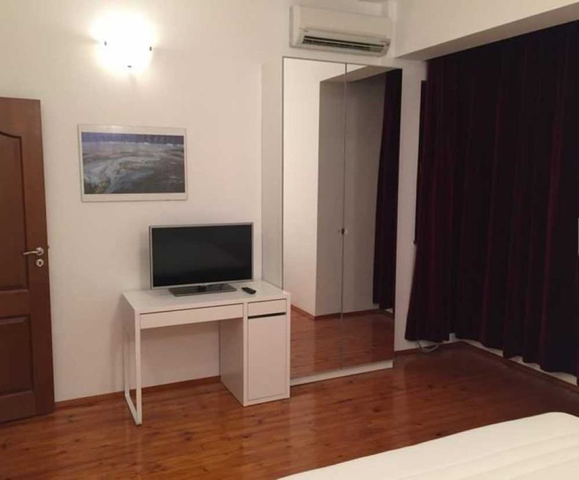 Продава се Двустаен апартамент в София, Център - 76 кв.м за 2106 €/кв.м - Снимка #3