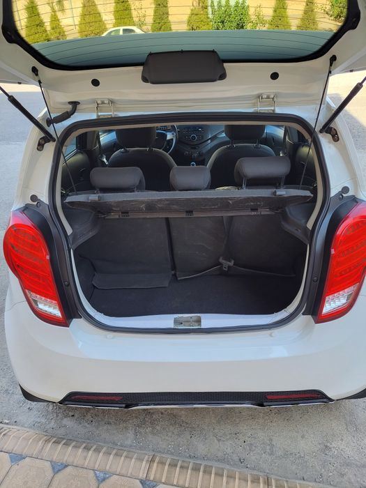 Chevrolet spark 1.25 euro