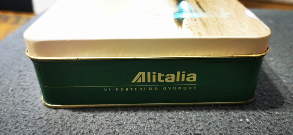 Alitalia Magnifica Class - Cutie din tablă de colecție  Douglas4