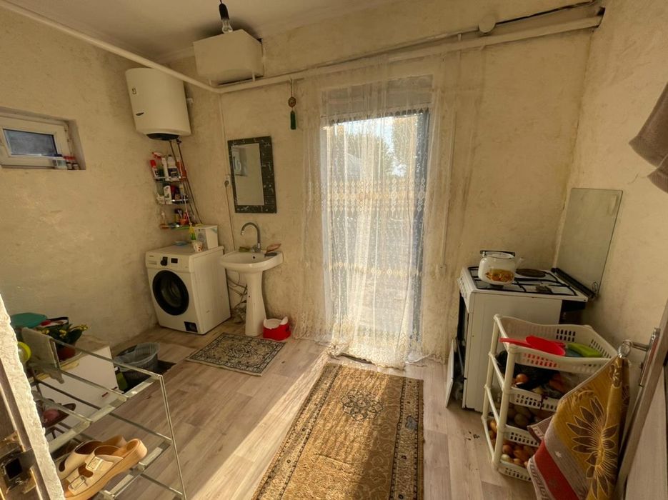 Срочно үй сатылады Төнкерісте