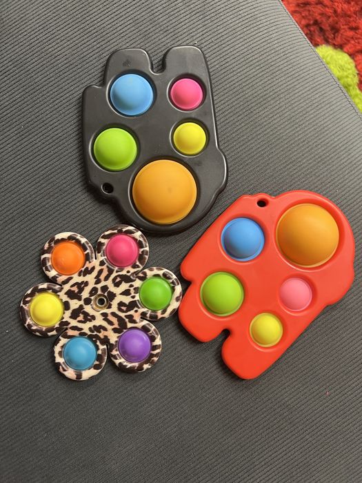 Попит 3 броя