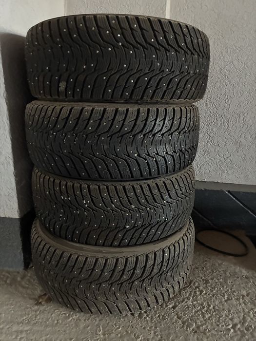 Зимние шипованные шины