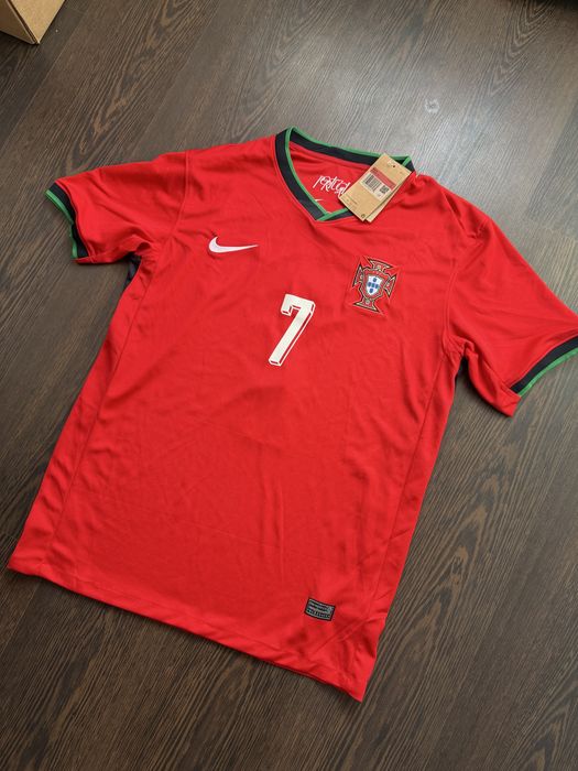Tricou fotbal nike ronaldo portugalia marimea L
