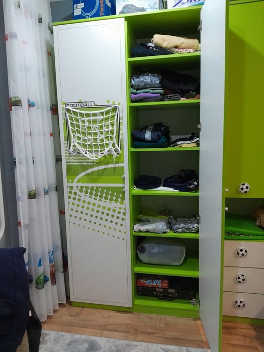 Продам шкаф для мальчика