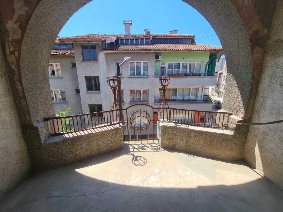 Продава се Етаж от къща в Хасково, Училищни - 104 кв.м за 640 €/кв.м - Снимка #9