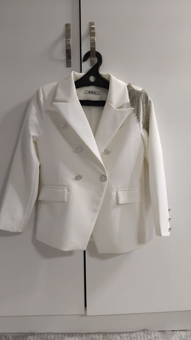 Белый костюм двойка