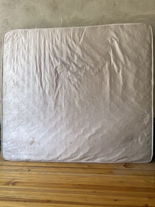 Matras sotiladi 2x1.80 razmer