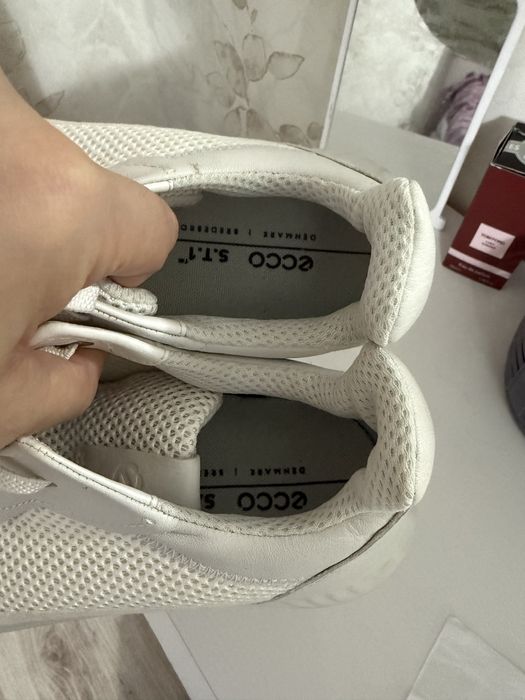 Ecco кросовки женские
