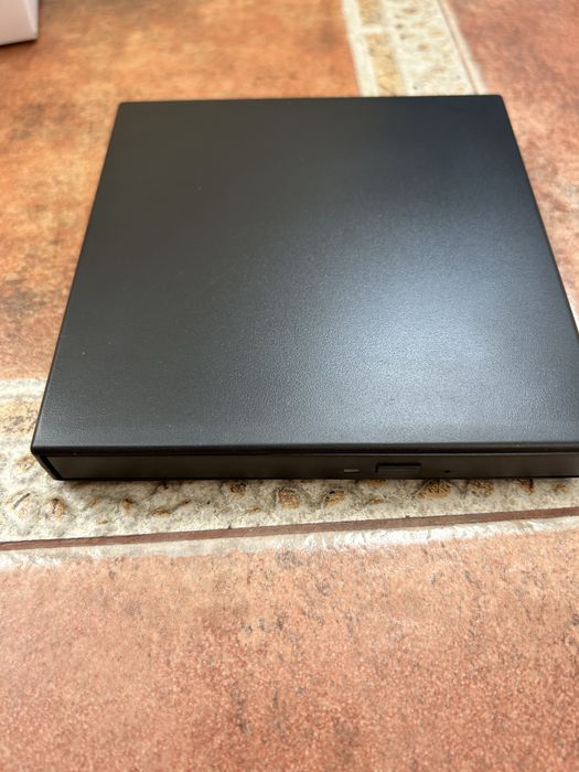 Преносим USB 2.0 външен CD/DVD драйв